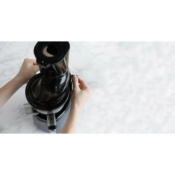 Meilleure affaire ✨ Kuvings Health Friend Smart Juicer Motiv 1 Gun Metal - Centrifugeuse ⋅ Presse-agrumes ⌛ 2 Meilleure affaire ✨ Kuvings Health Friend Smart Juicer Motiv 1 Gun Metal - Centrifugeuse ⋅ Presse-agrumes ⌛ – Image 2
